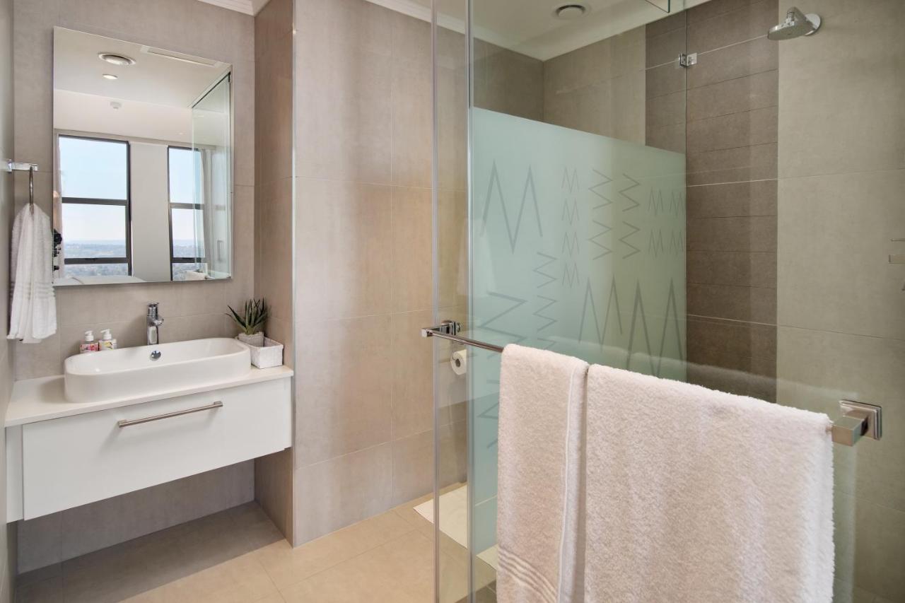 Masingita Towers Executive Suite Johannesburg Exterior photo