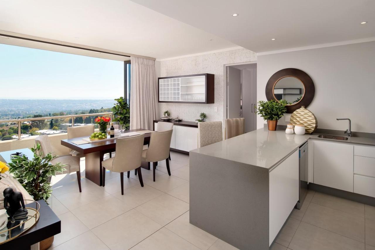 Masingita Towers Executive Suite Johannesburg Exterior photo