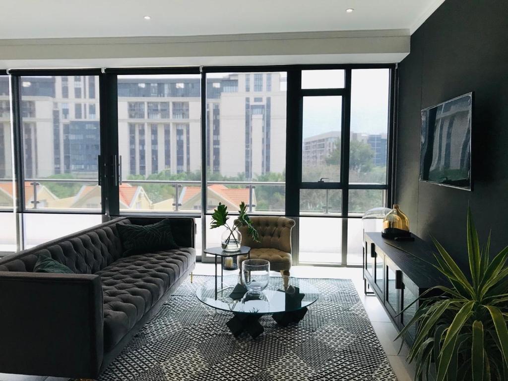 Masingita Towers Executive Suite Johannesburg Exterior photo